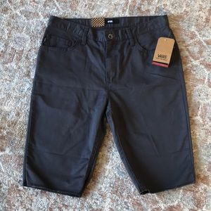 NEW men’s vans shorts 32” stretch
